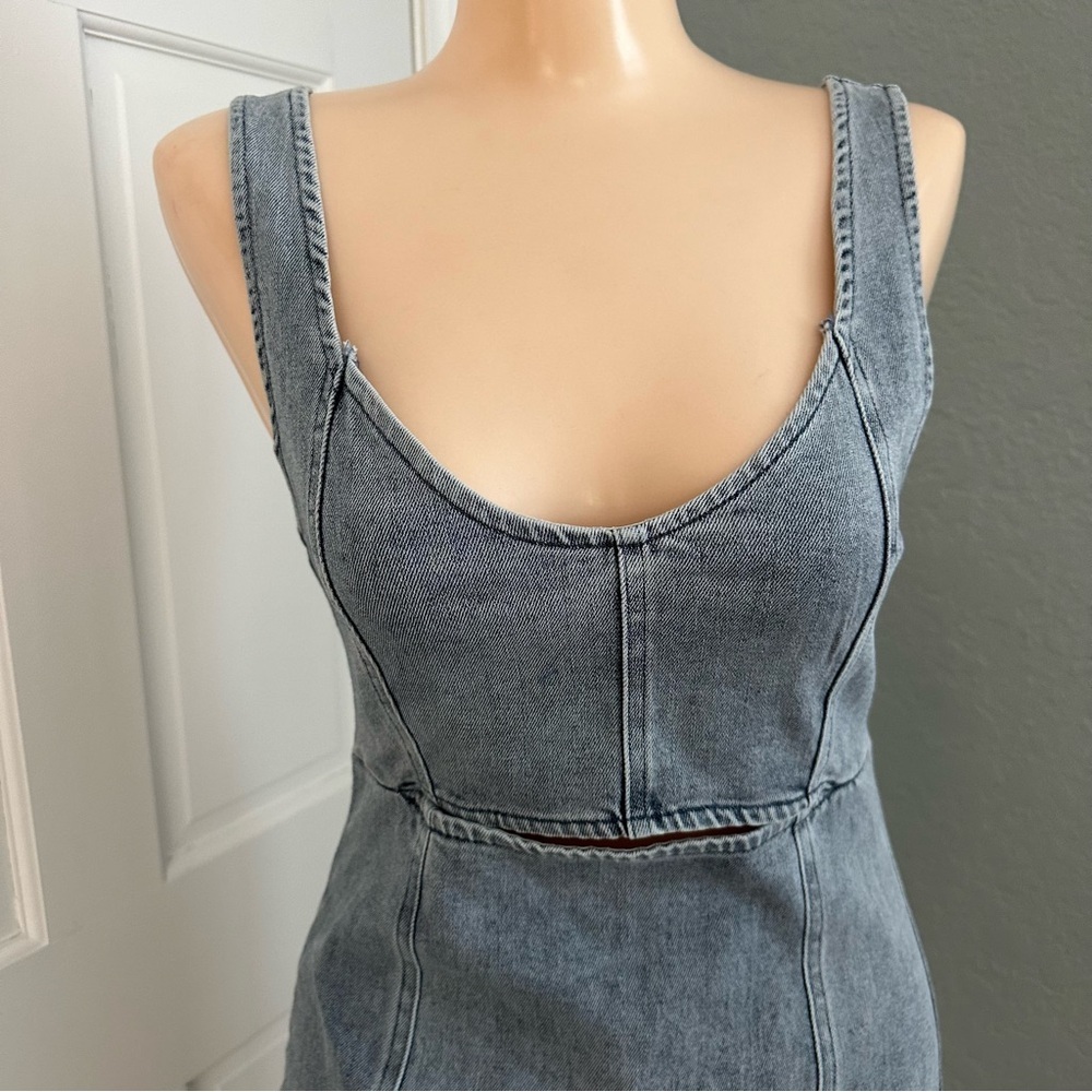 LULU’S CHARMING EDGE DENIM CUTOUT MINI DRESS - Picture 6 of 12